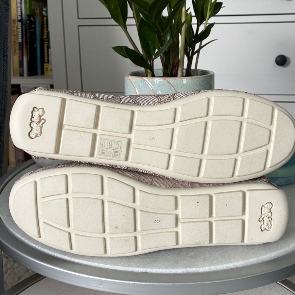 Coach Marley Driver Loafer Stone/Chalk Size 8 - Picture 4 of 6
